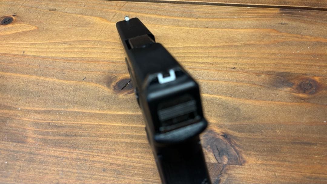 こ*ん様 東京マルイ　グロック17　予備マガジン付き