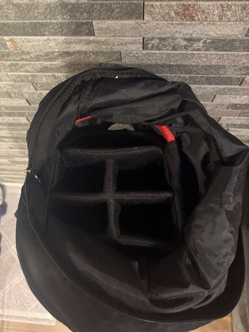 美品　Onoff ゴルフバッグ・キャディバッグ 黒