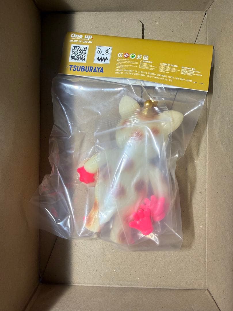 ランペイジトイズ x One up. 快獣ブースカ 蓄光 蛍光ピンク ソフビ