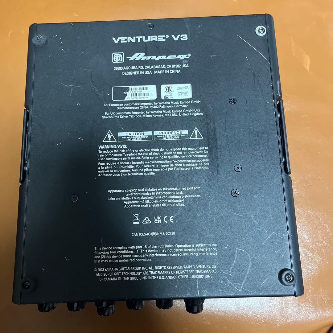 Ampeg VENTURE V3 ベース用アンプ