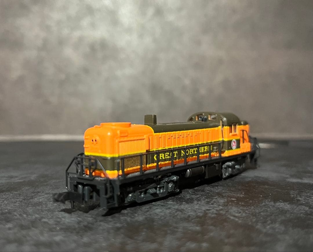 Nゲージ ユニオン・パシフィック鉄道とグレート・ノーザン鉄道のディーゼル機関車