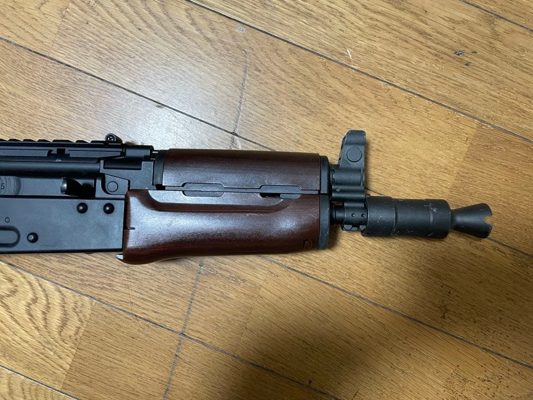 東京マルイ　次世代電動ガン　aks74u