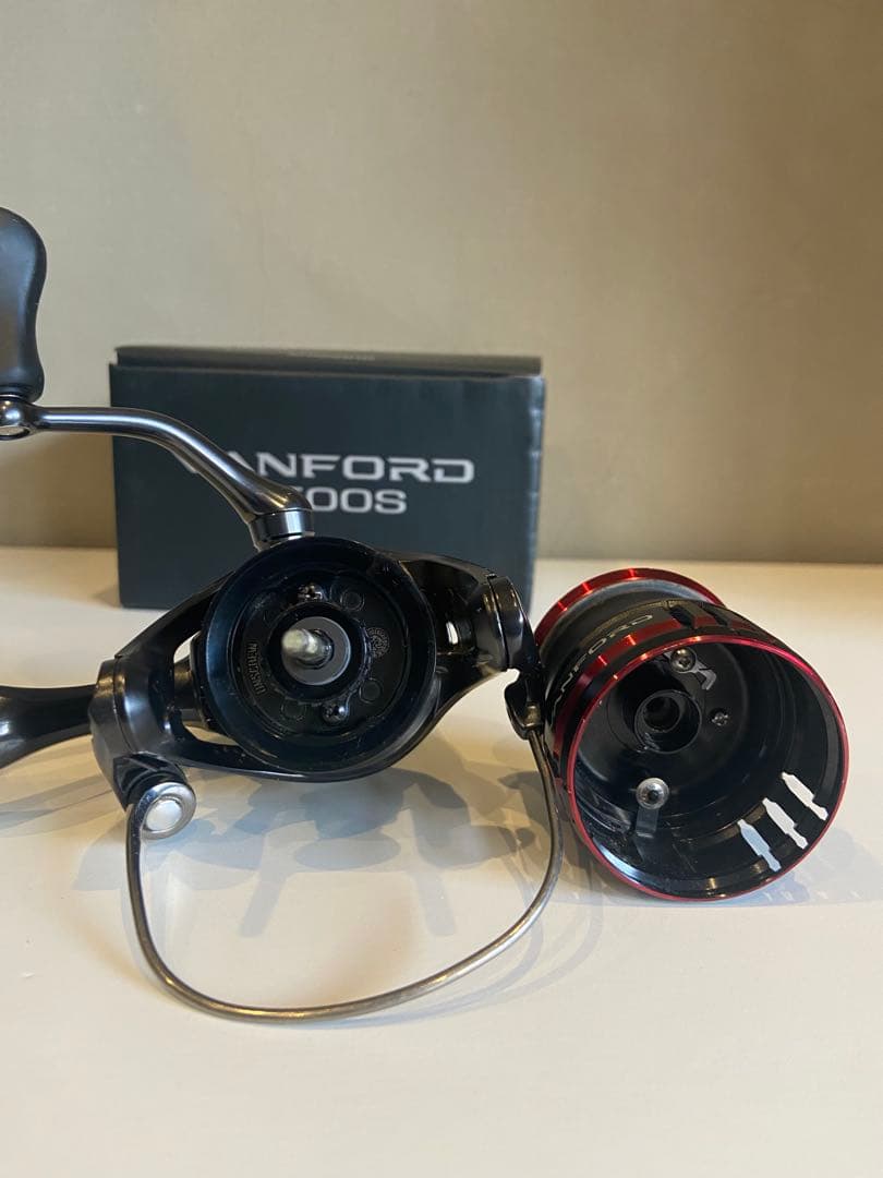 SHIMANO ヴァンフォード VANFORD 2500S スピニングリール