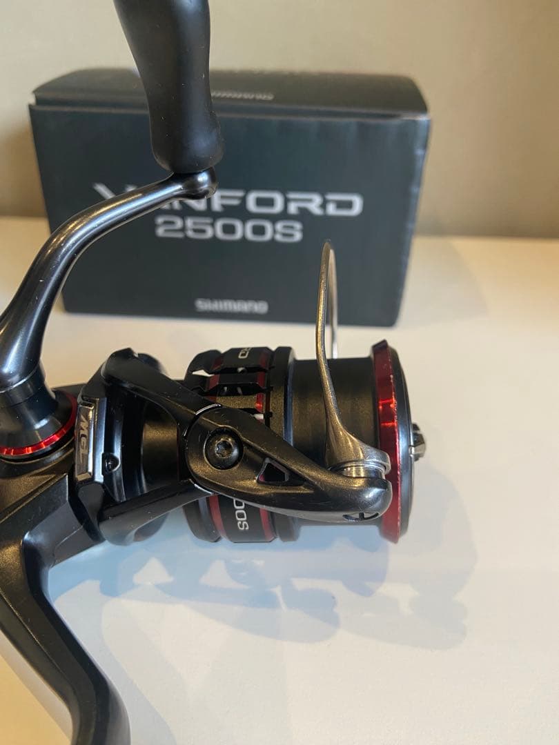 SHIMANO ヴァンフォード VANFORD 2500S スピニングリール