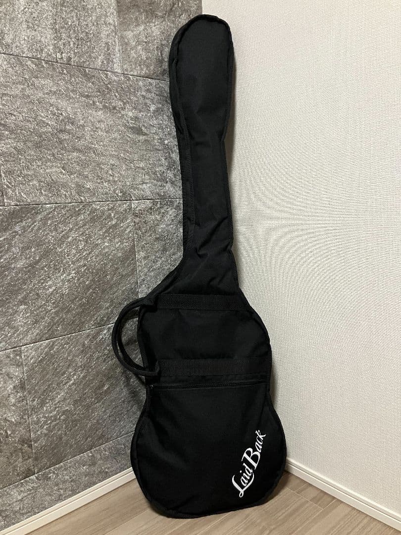 ピックガード改造したLaidBackのスティングレイ風アクティブベース