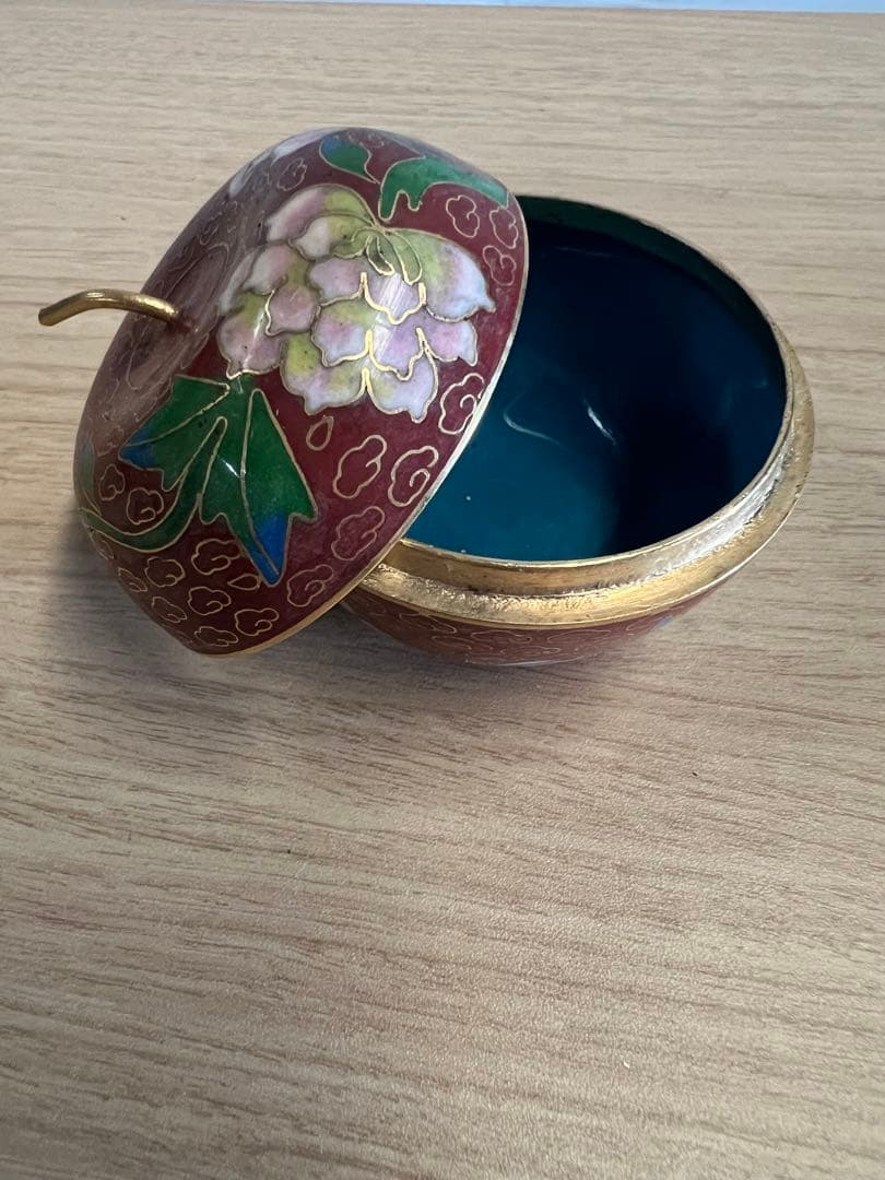 中国美術　清代　七宝　金彩　林檎形盒子　七宝焼　蓋物