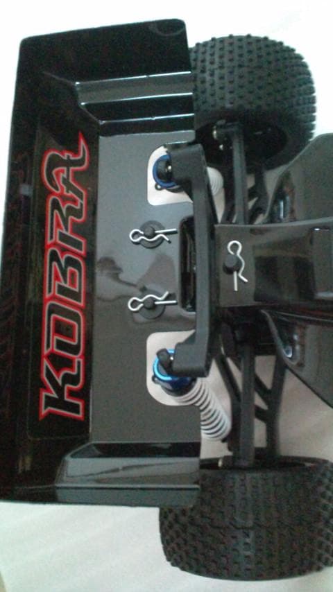 ホビーラジコン 1/10 KYOSHO KOBRA