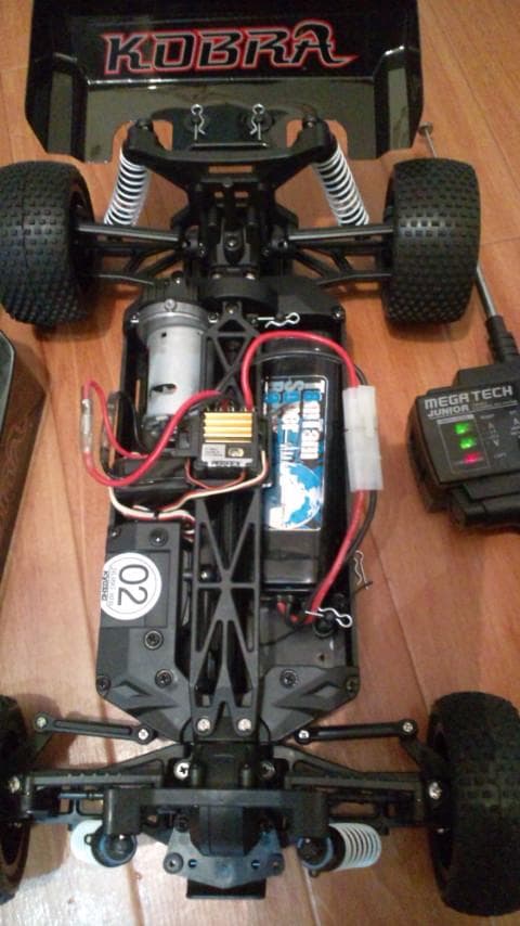 ホビーラジコン 1/10 KYOSHO KOBRA