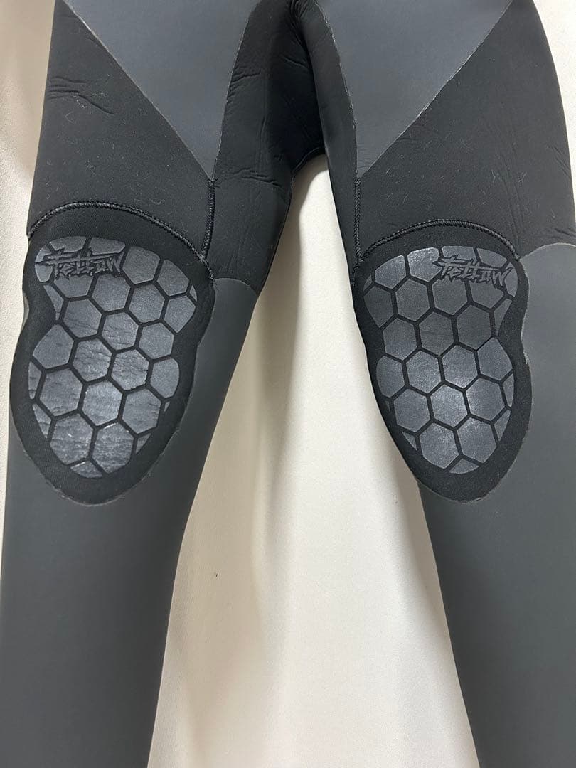 fellow レディース ウェットスーツ Mサイズ セミドライ　ラバー　秋冬用