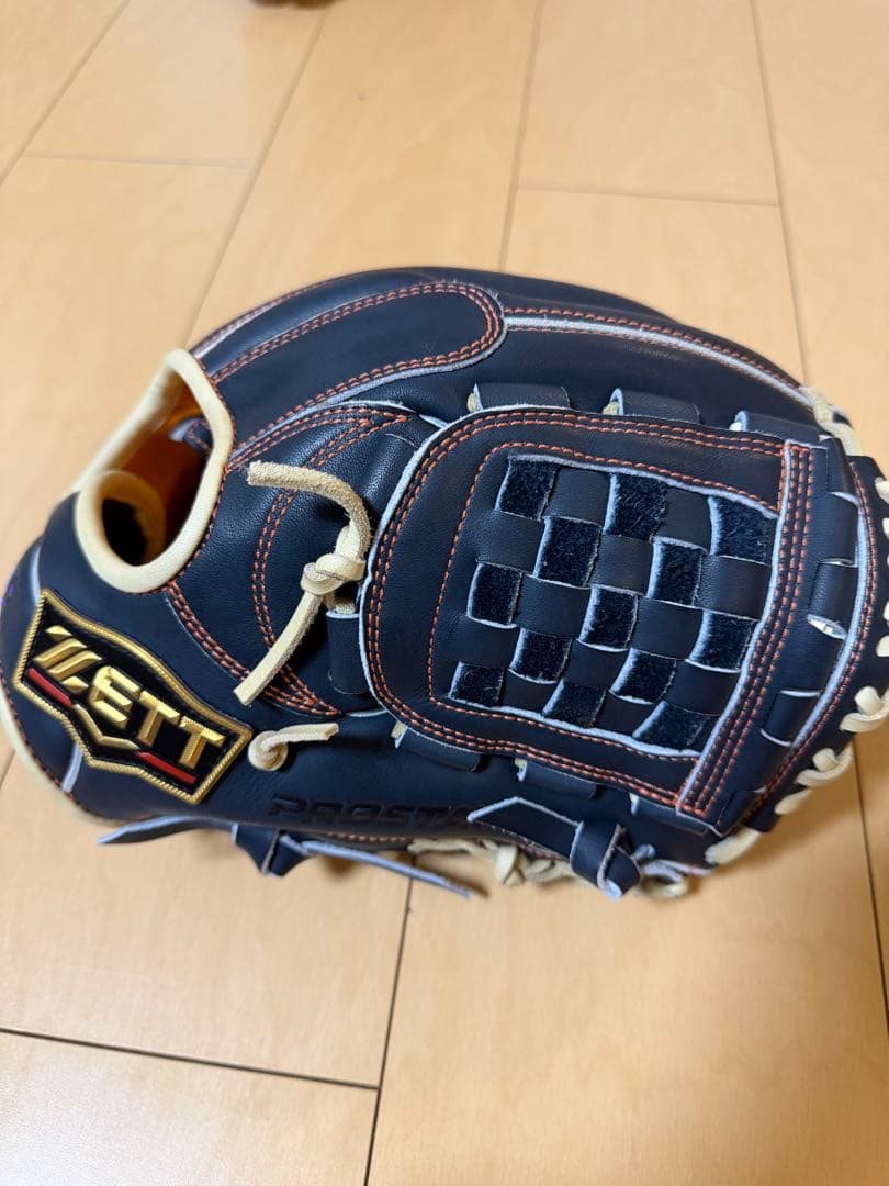 ZETT 軟式オーダーグラブ　源田モデル