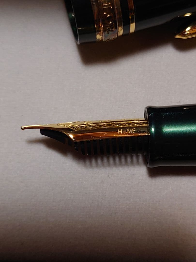 【最終値下げ】セーラー万年筆　四季織　雪月空葉　万葉　14k 　H-MF