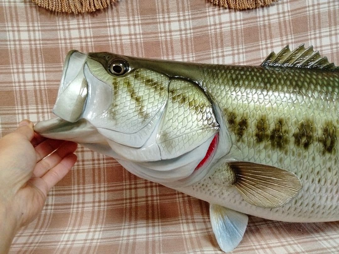 ハンドメイド　62cmブラックバス壁掛け　魚釣り　フィギュア　レプリカ