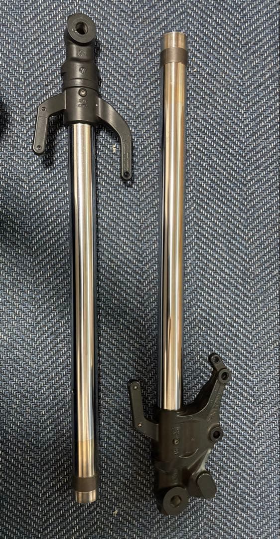 YZF-R25用 倒立フロントフォーク 先