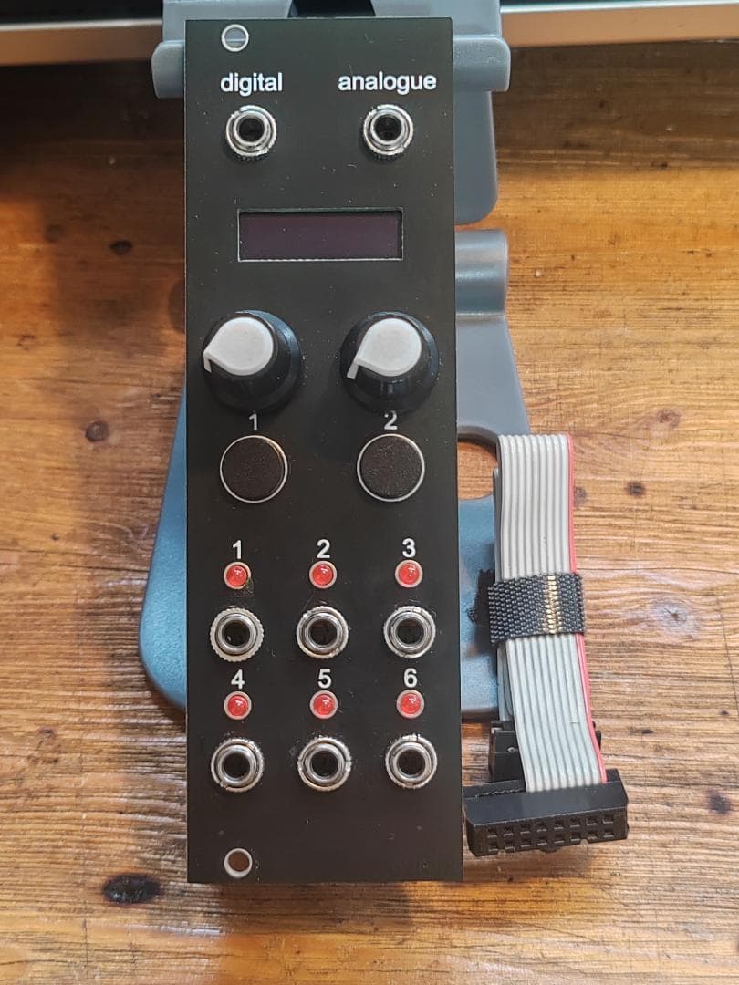 EuroPi 白パネル付き　モジュラーシンセサイザー