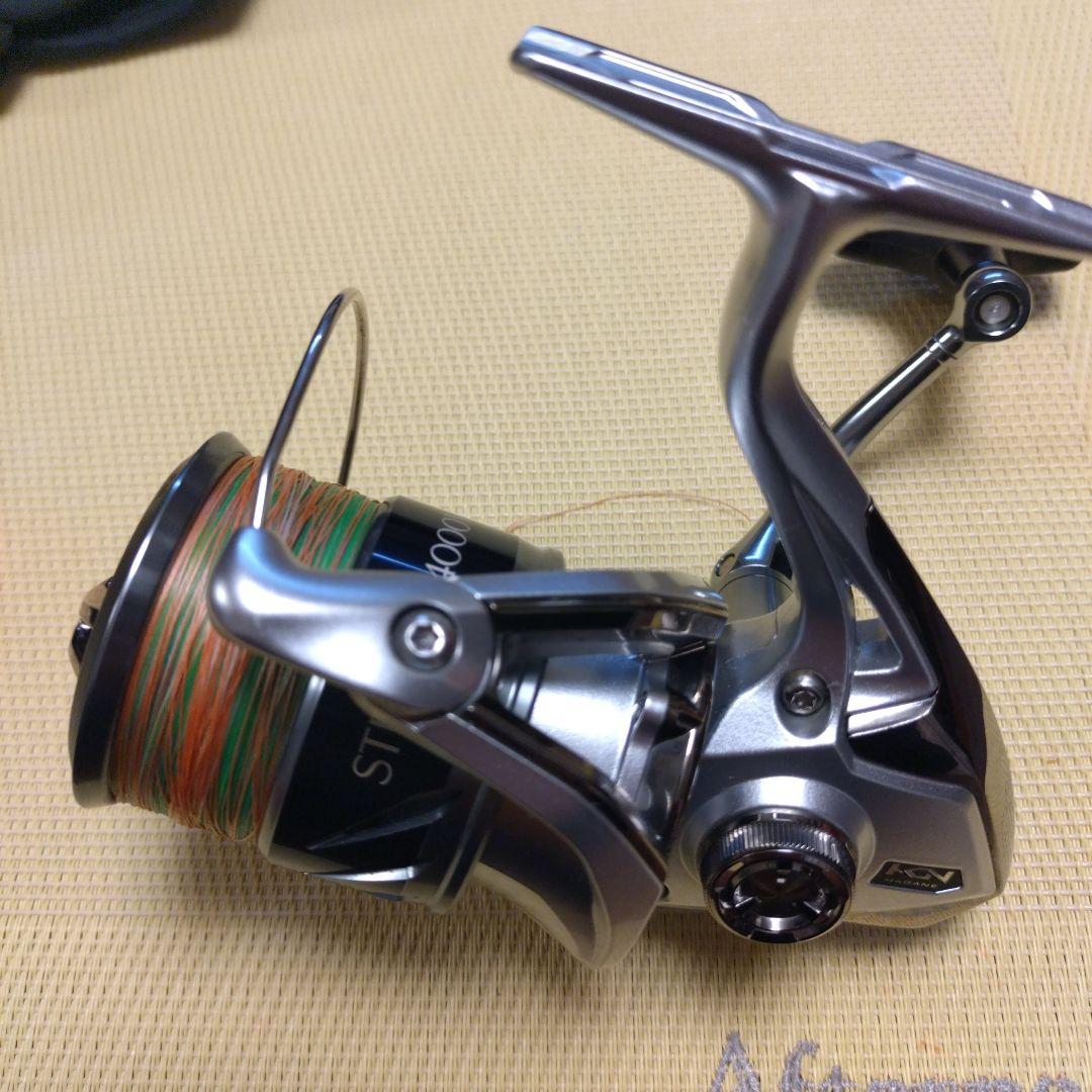 SHIMANO STRADIC 4000XGM-K ストラディック　ケース付