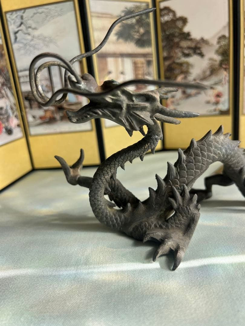 銅　龍置物