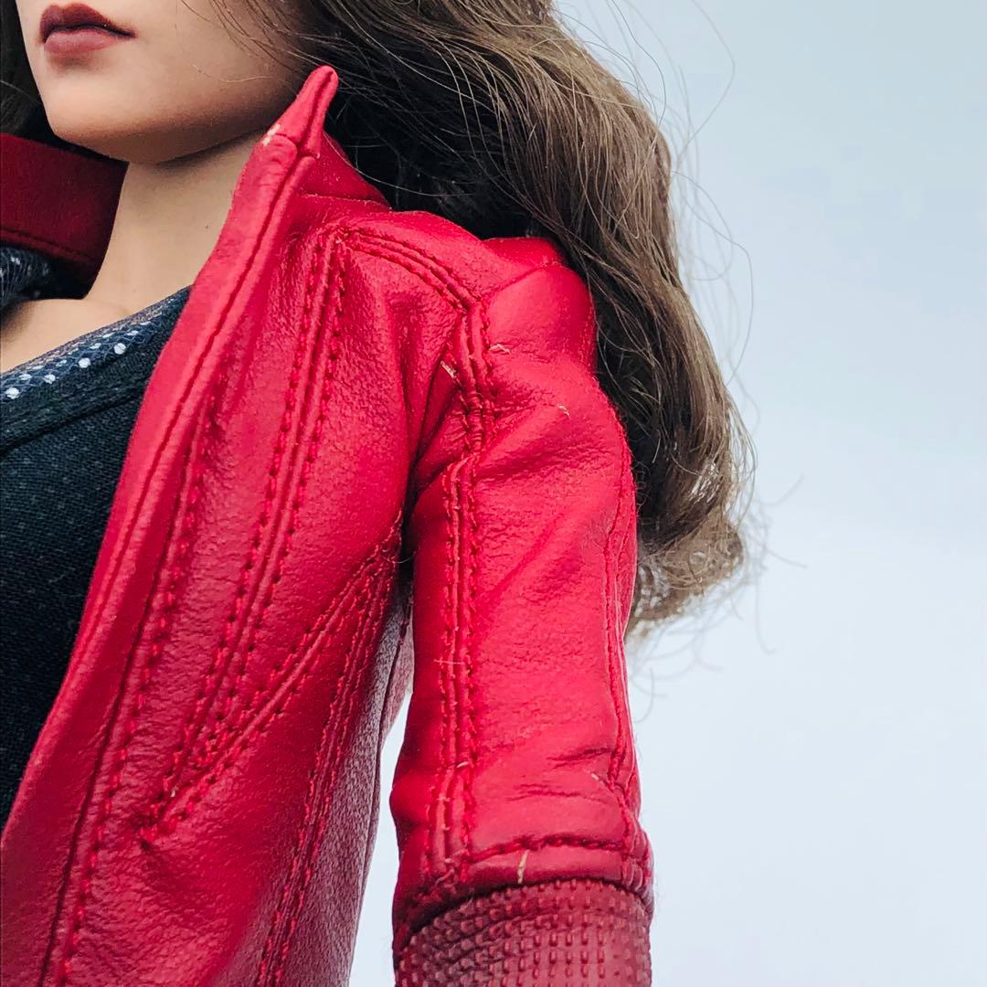 ホットトイズ アベンジャーズ エイジオブウルトロン スカーレットウィッチ