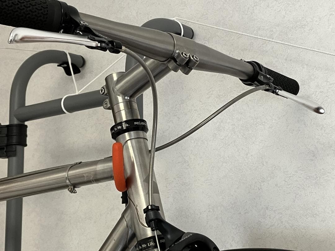 レイノルズ921ステンレスピストバイク EmmeAkka新品パーツ多数同梱