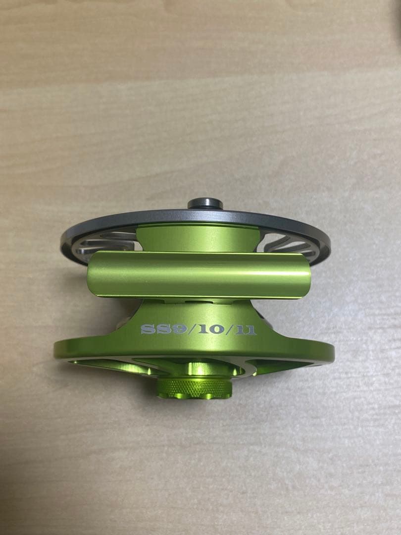 Wild SpecフライリールSS9/10/11 右巻き