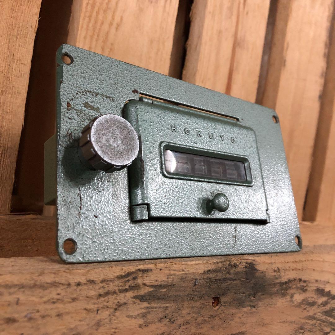 カウンター　デジタル　アナログ　昭和　レトロ　機械　インダストリアル　オブジェ