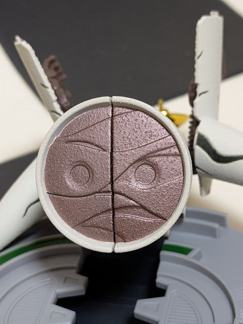 太陽の塔のロボjr