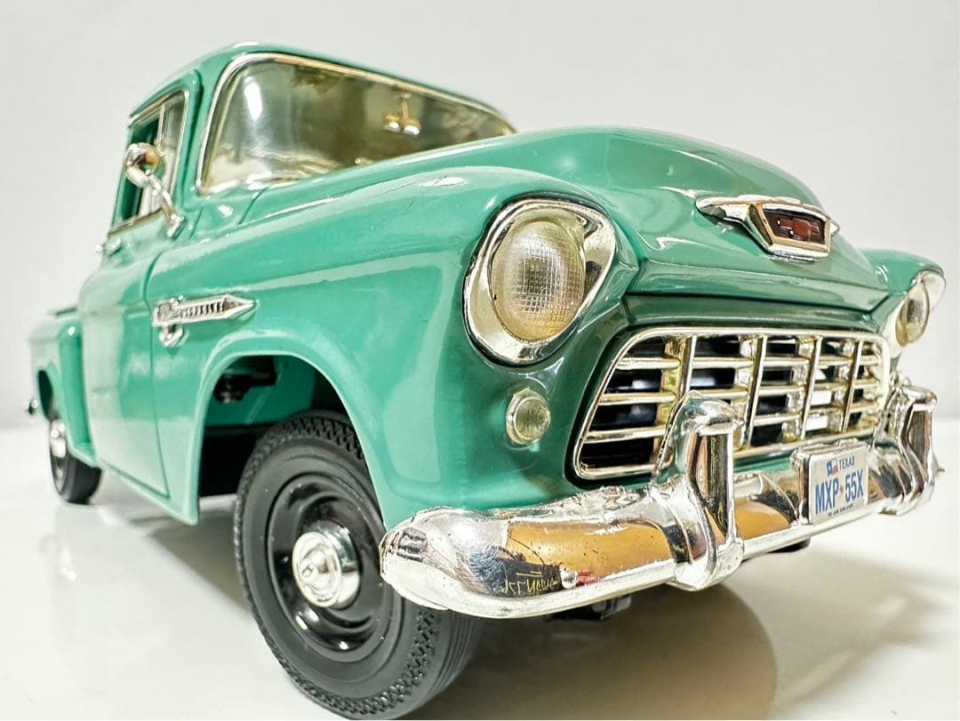 アーテル/'55 Chevyシボレー Cameoカメオ 1/18 絶版