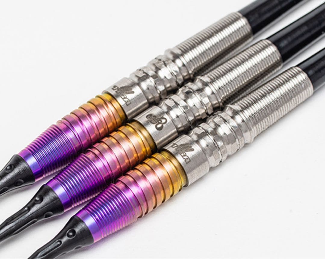 新品未使用品　スーパーノヴァ2フュージョン　ソフトダーツ　畦元隆成選手