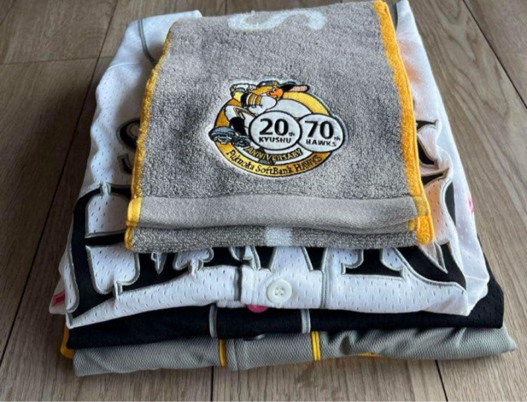 福岡ソフトバンクホークス ホーム、ビジター 鷹の祭典他 ユニホームまとめ売り