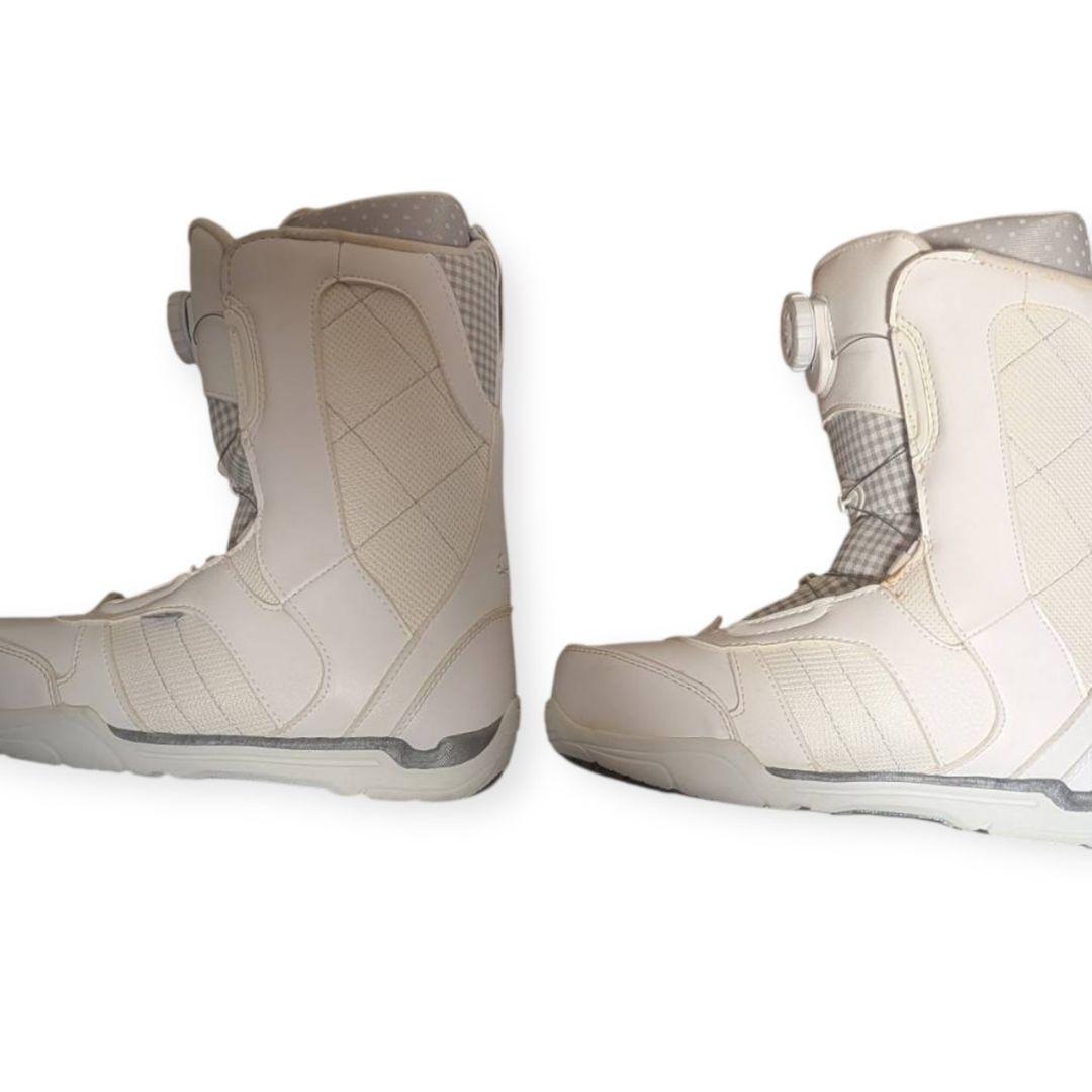 美品　RIDE 24cm レディース スノーボードブーツ BOA 白