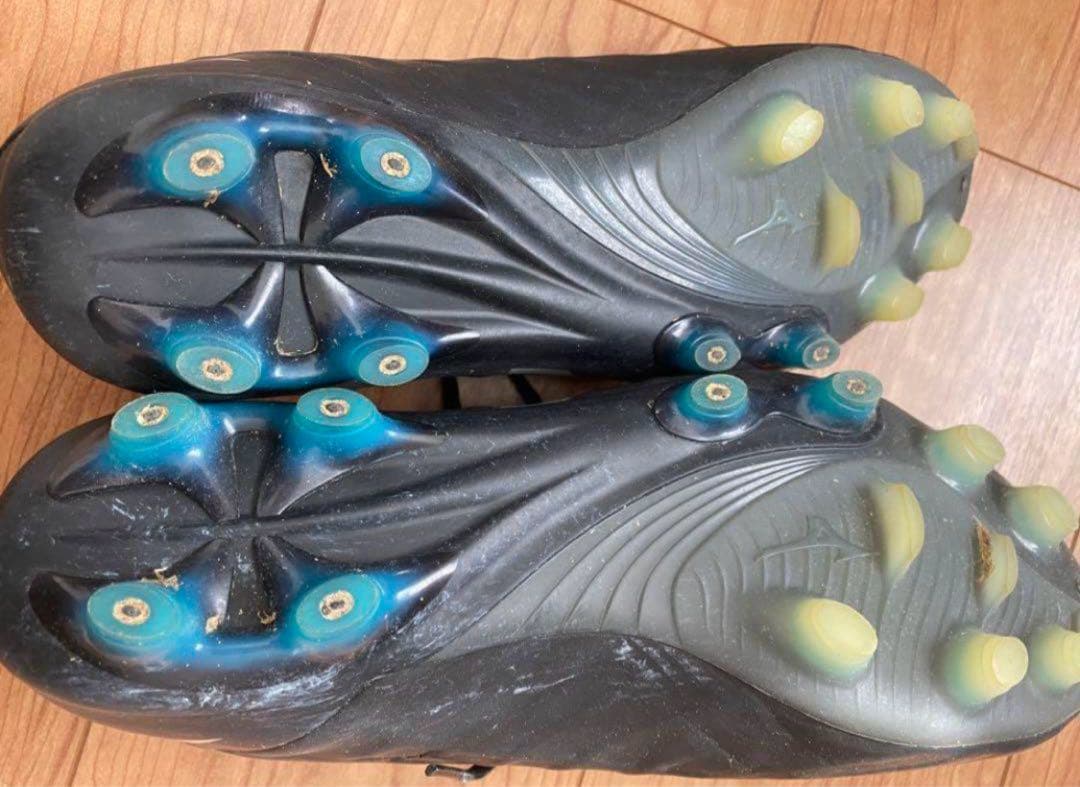 阿部勇樹選手　サイン入りスパイク