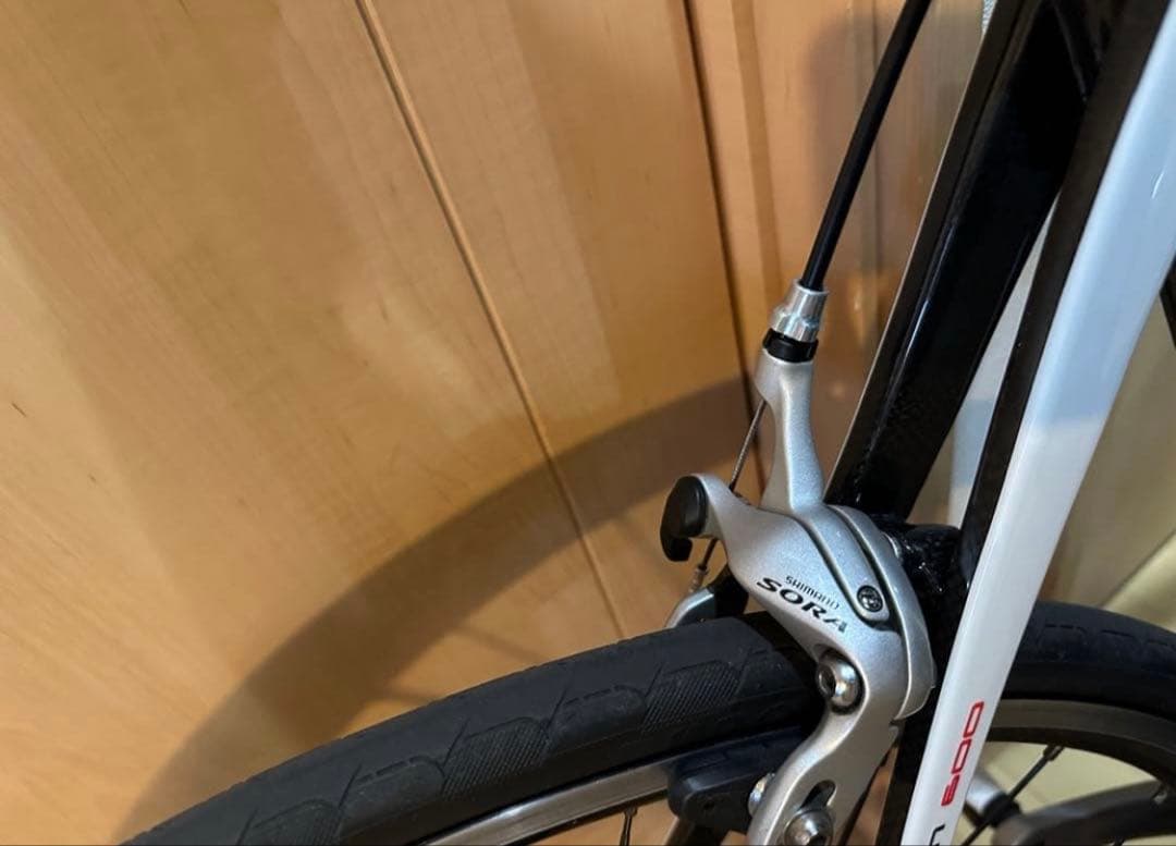 フルカーボン　ロードバイク　新品パーツ多数　エアロ