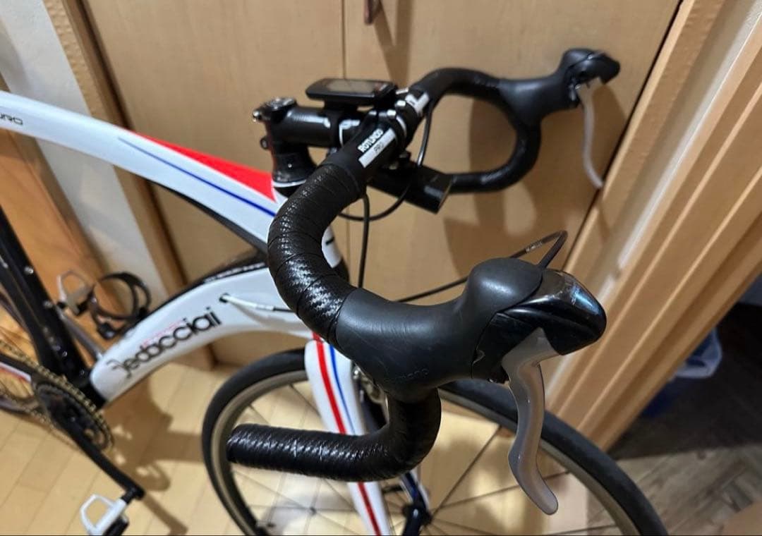 フルカーボン　ロードバイク　新品パーツ多数　エアロ