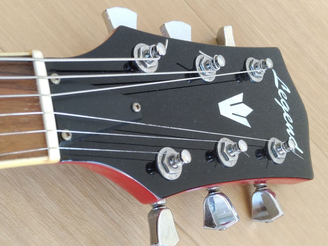 中古 Legend エレキギター 赤 ソフトケース付き