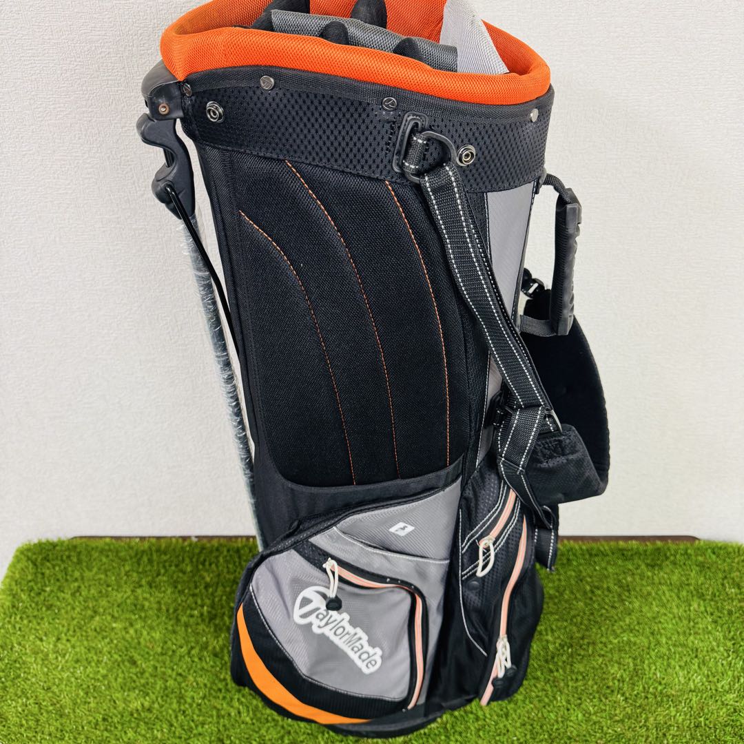 TaylorMade スタンドキャディバッグ ボールマーカー型付き