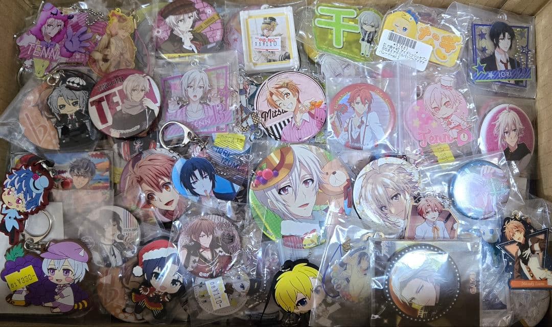 アニメグッズ　アイドリッシュセブン　アイナナ　まとめ売り　約395個