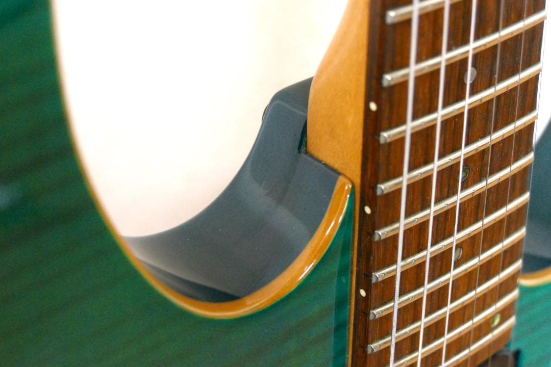 エドワーズ製エレキギター　E-CY-128DT（D-TUNA搭載）【ジャンク品】