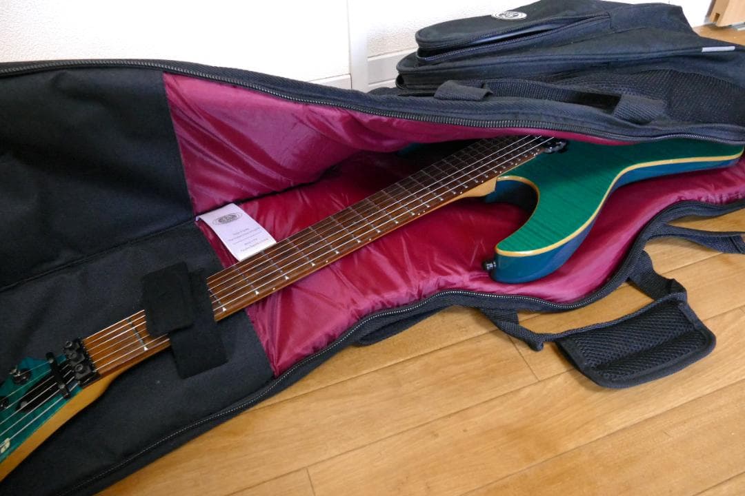 エドワーズ製エレキギター　E-CY-128DT（D-TUNA搭載）【ジャンク品】