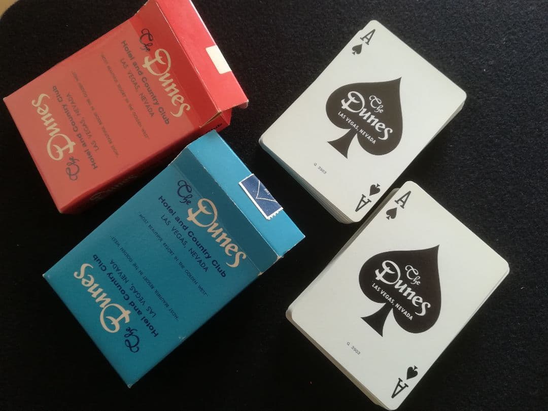 トランプ dunes casino deck