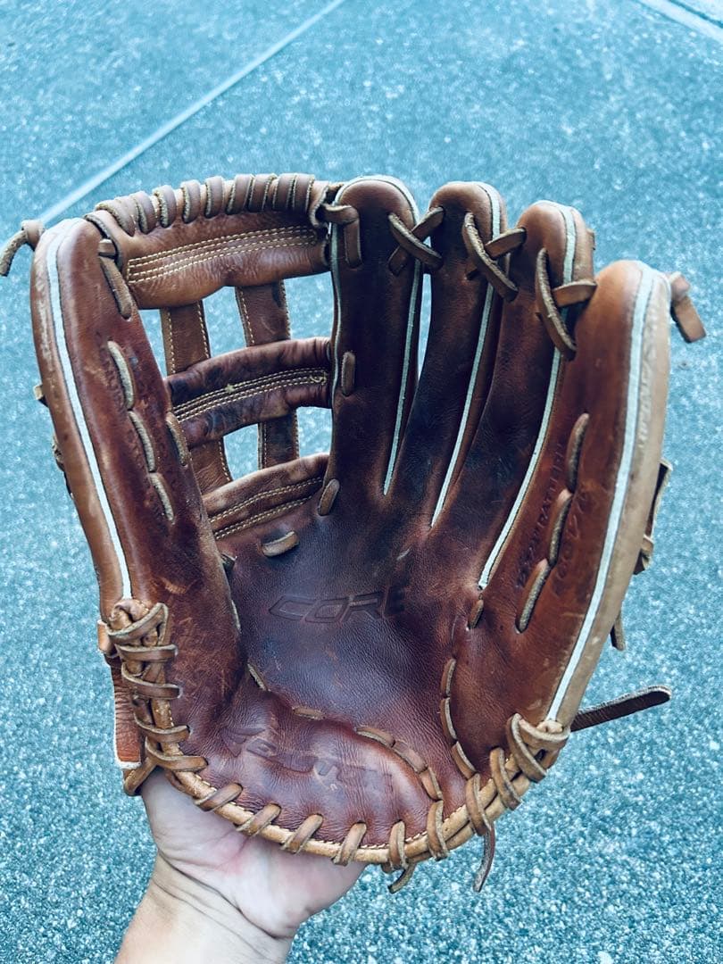 イーストン軟式外野グローブ