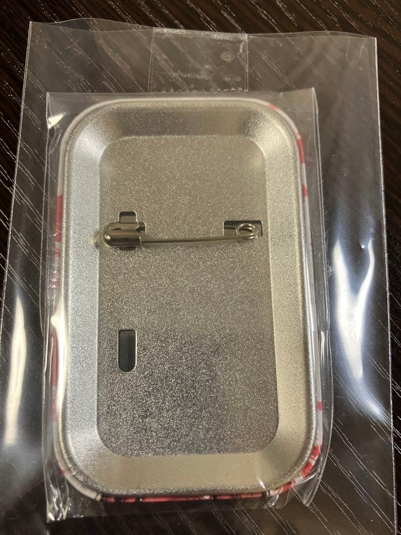 33 ハイキュー スクエア型　缶バッジ　歓喜の鼓動　孤爪研磨