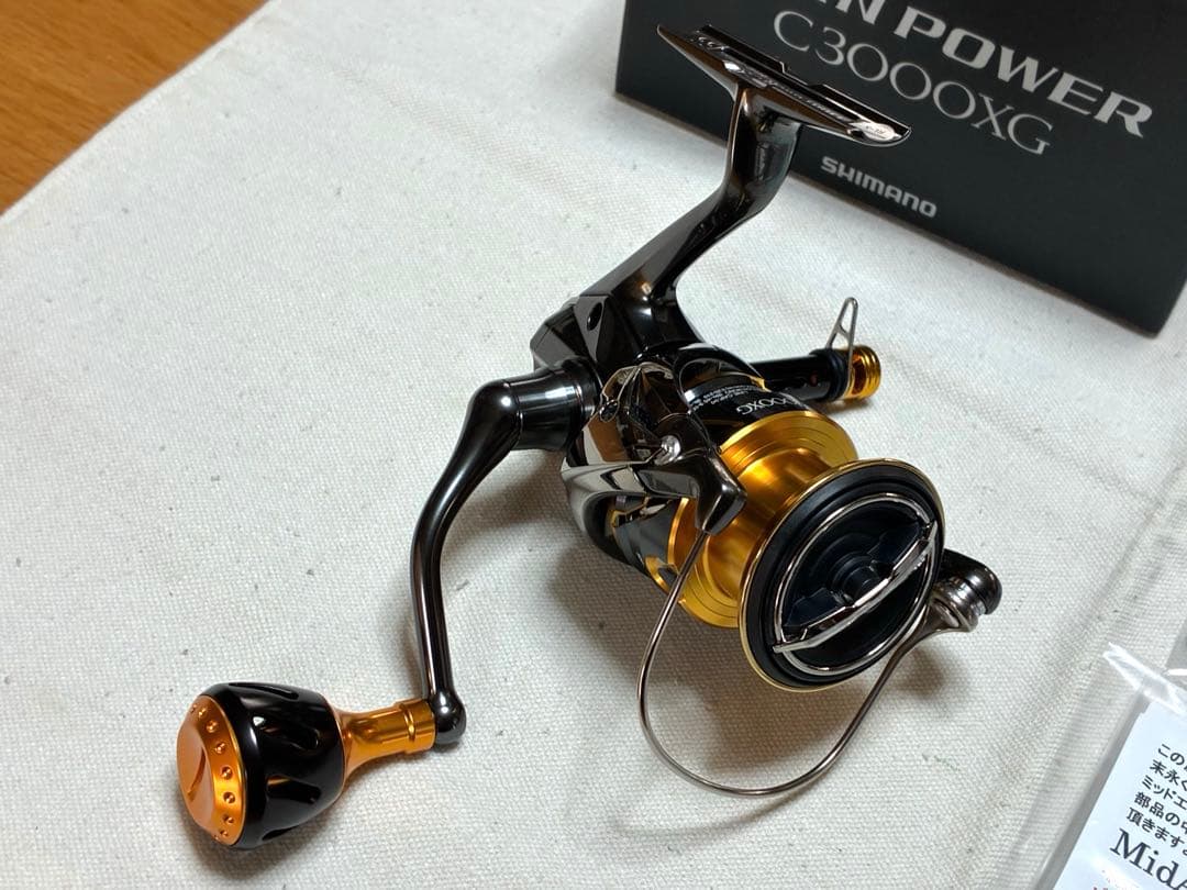 【未使用品】シマノ リール20ツインパワーC3000XG【カスタム品】