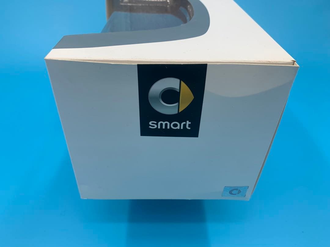 smart forfour ミニカー　1／18スケール