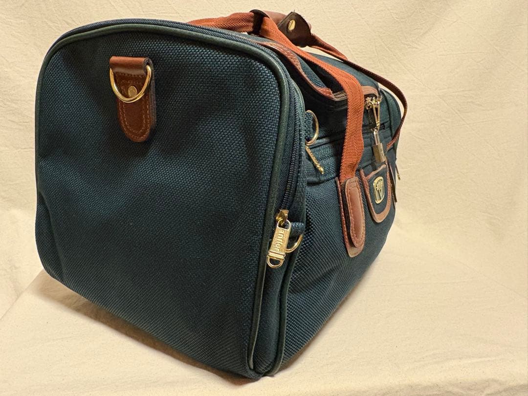 【antler】英国ブランド　アントラー　ボストンバッグ ショルダー　鍵付き