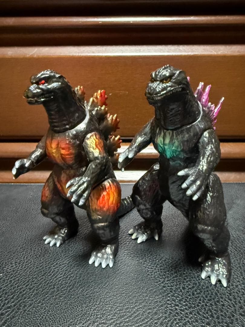 CCP ミドルサイズシリーズ　バーニングゴジラ ヘドラ ガイガン 他 4体セット
