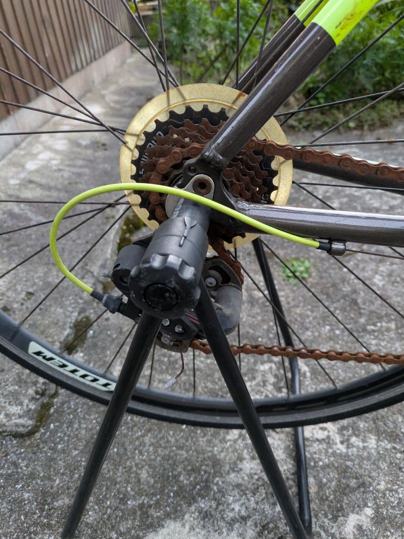 TOTEM ロードバイク グレー/イエロー アルミ製