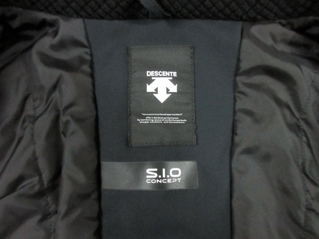 デサント S.I.O　Lサイズ　デモスキーウェア上下