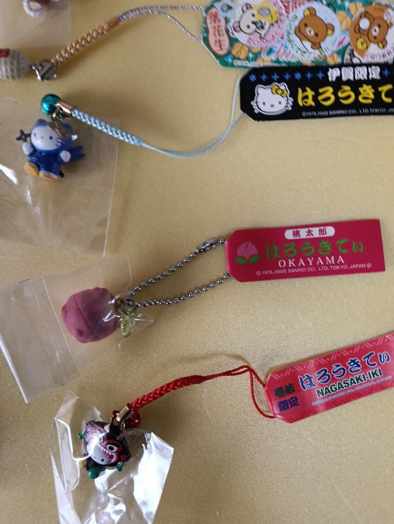 E ご当地ハローキティファスナーストラップなど日本全国47都道府県制覇！＋１個