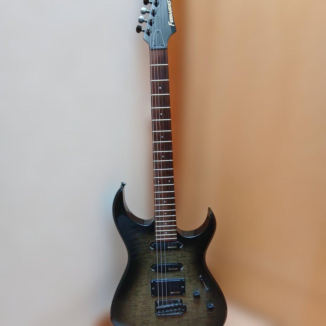 エレキギター グラデーションブラック