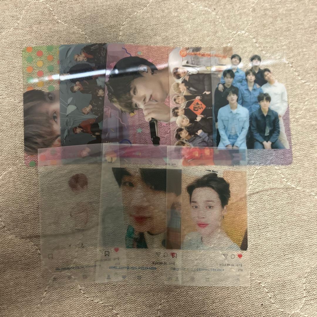 BTS非公式グッズ うちわ.シール.トレカ.缶バッチ.写真. shookyぬい