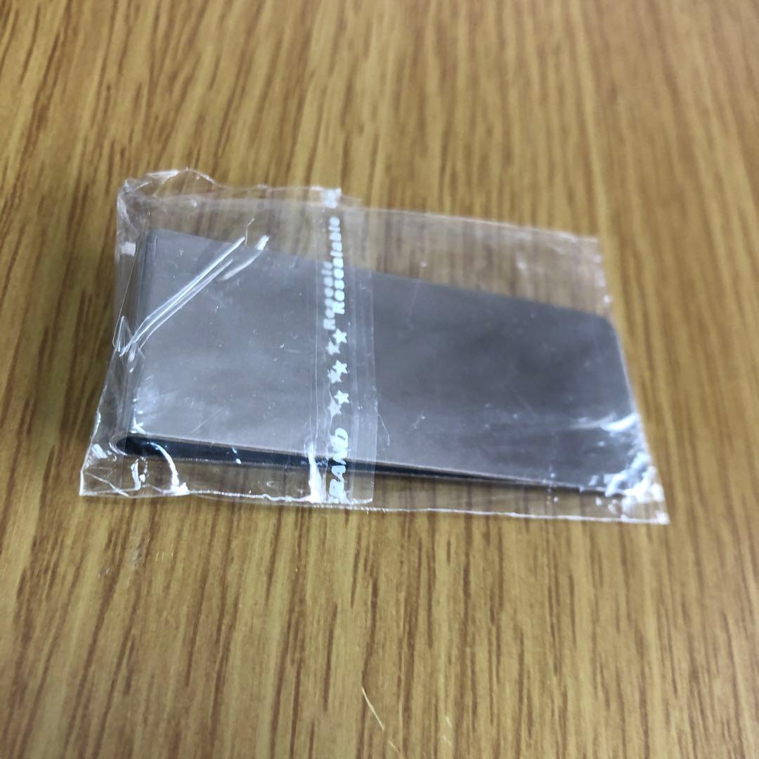 激レア　血界戦線　マネークリップ　レオナルド